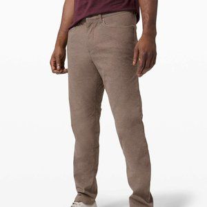 TECH Canvas Lululemon ABC - 32” waist  32” inseam classic fit PERFECT CONDITION!